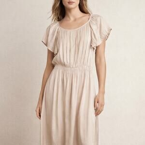 Banana Republic Size 2 Pintuck Champagne Party Dress